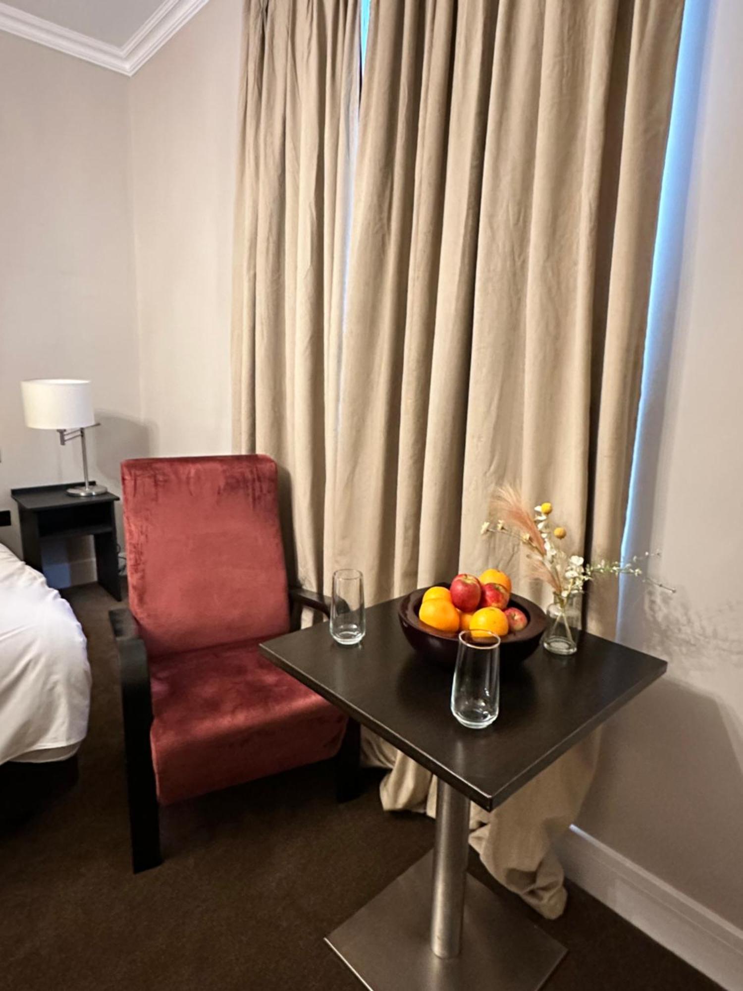 Green Ariana Hotel - Near Wembley And Central Лондон Экстерьер фото